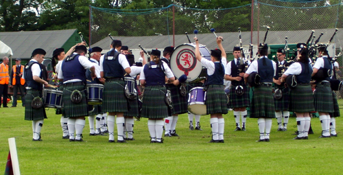 Camelon Pipe Band